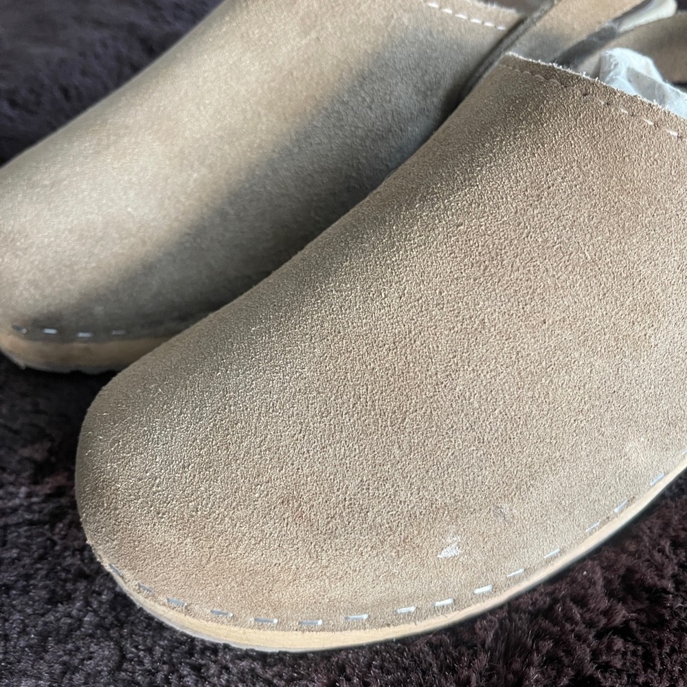 MIA Platform Clogs - Picture 5 of 7